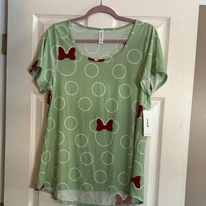 LuLaRoe Green and Red Bow Accent Women's Tee